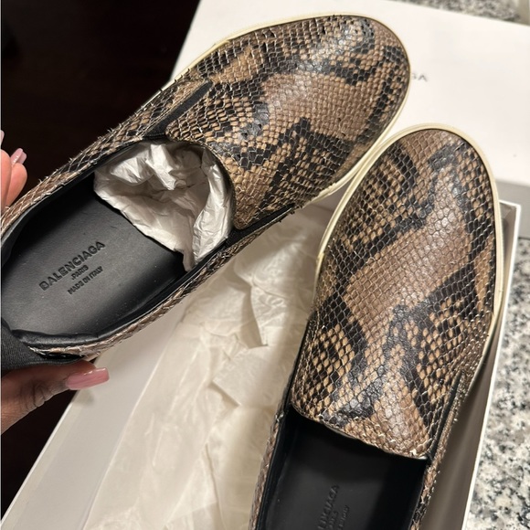 Balenciaga sneakers - Picture 2 of 5